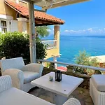 Kohyli Beachfront House Vakantiehuis