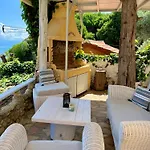 Vakantiehuis Kohyli Beachfront House *
