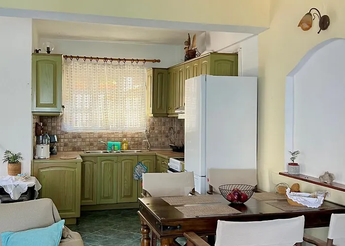 Kohyli Beachfront House Agia Pelagia Chlomou