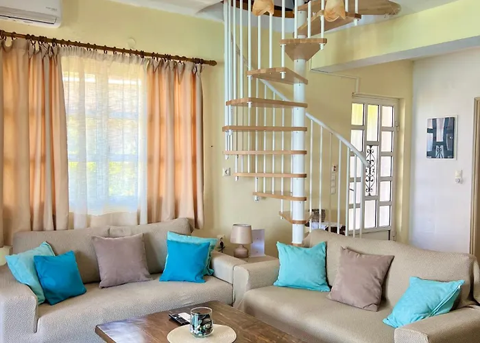 Kohyli Beachfront House