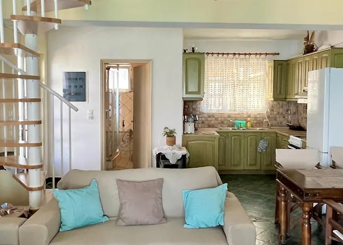 בית נופש Kohyli Beachfront House