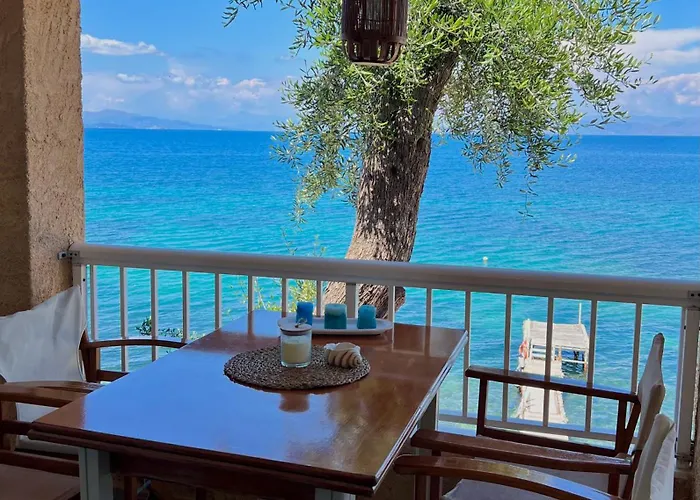 Kohyli Beachfront House Agia Pelagia Chlomou