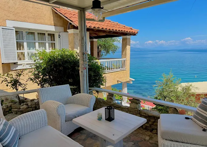 Kohyli Beachfront House בית נופש