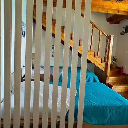Kohyli Beachfront House 펜션 Agia Pelagia Chlomou