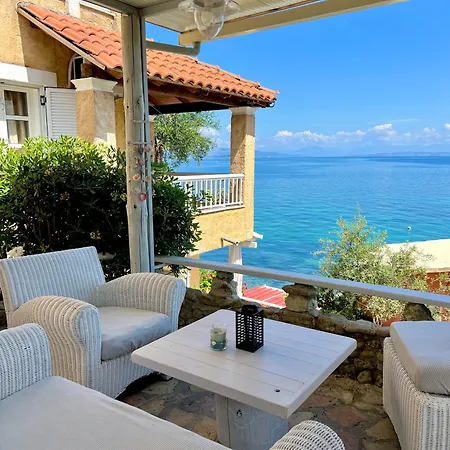 Kohyli Beachfront House Prázdninový dům