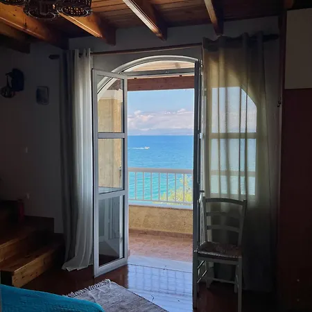 Kohyli Beachfront House Prázdninový dům *