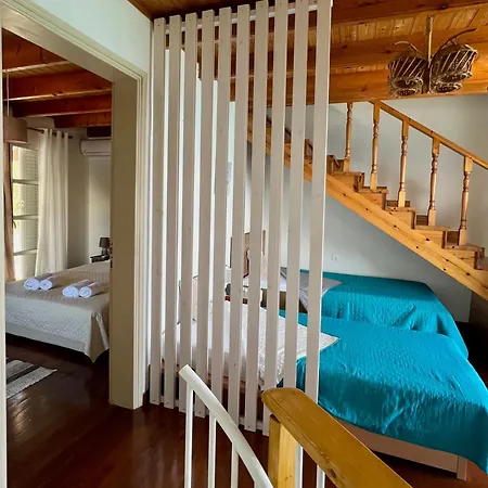 Tatil Evi Kohyli Beachfront House