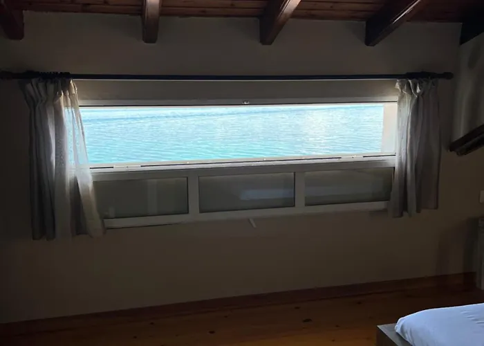 Kohyli Beachfront House *