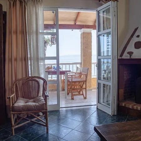 Holiday home Kohyli Beachfront House *