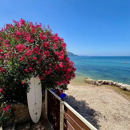 Kohyli Beachfront House * Agia Pelagia Chlomou